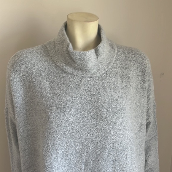 Nwt J. Jill Pure Jill Women’s Gray Mock Neck Side Tie Boucle Sweater Zinc MP/LP - Picture 5 of 16